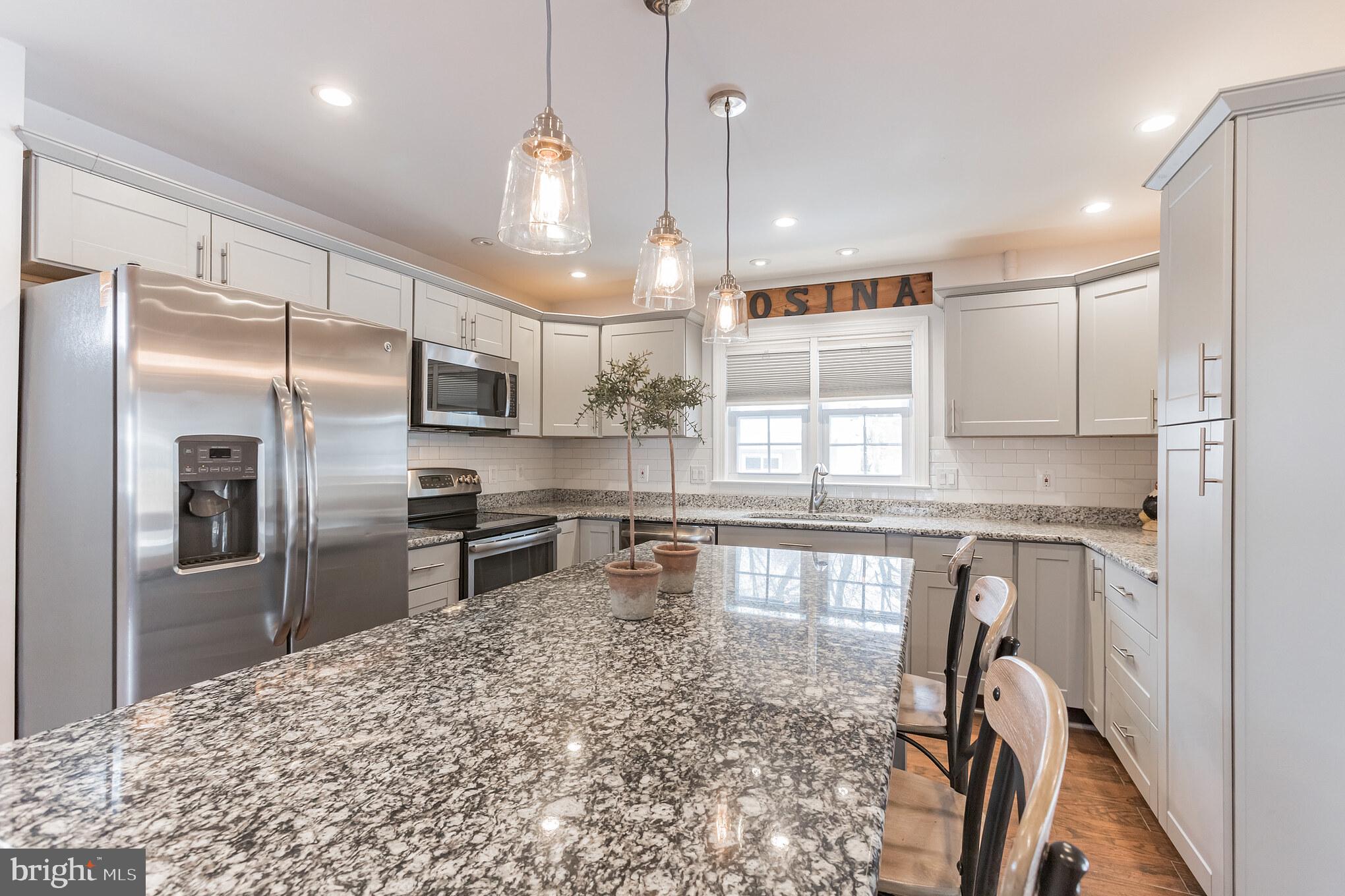 6205 Frontier Drive Springfield, VA 22150 - Photo 13 of 43 Kitchen open area