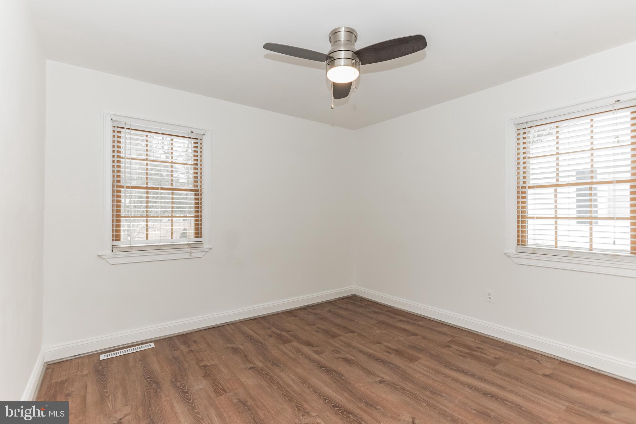 6205 Frontier Drive Springfield, VA 22150 - Photo 31 of 43 Third bedroom