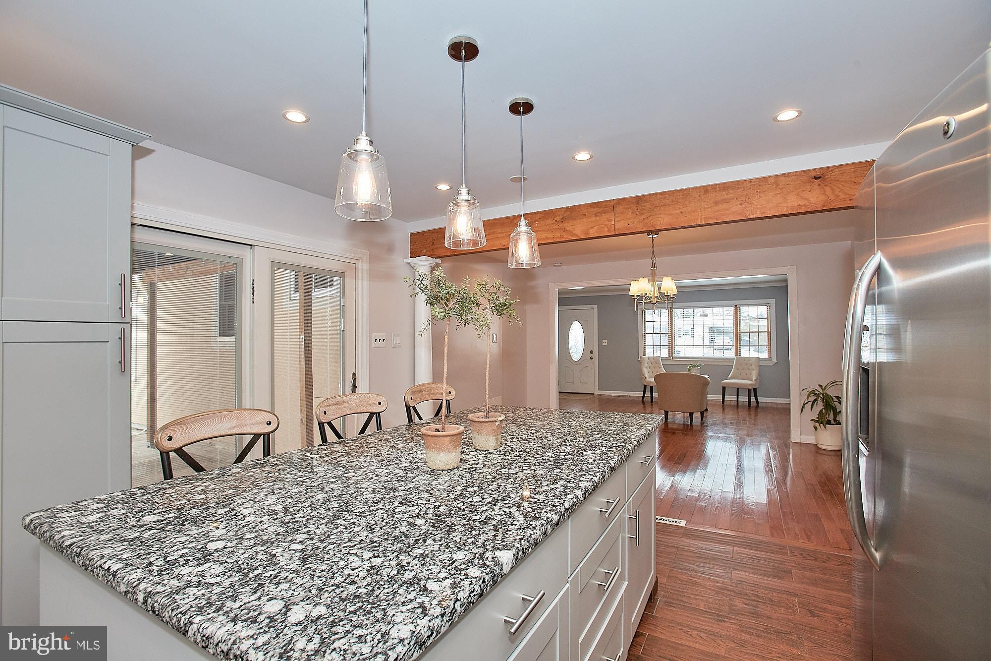 6205 Frontier Drive Springfield, VA 22150 - Photo 10 of 43 Island