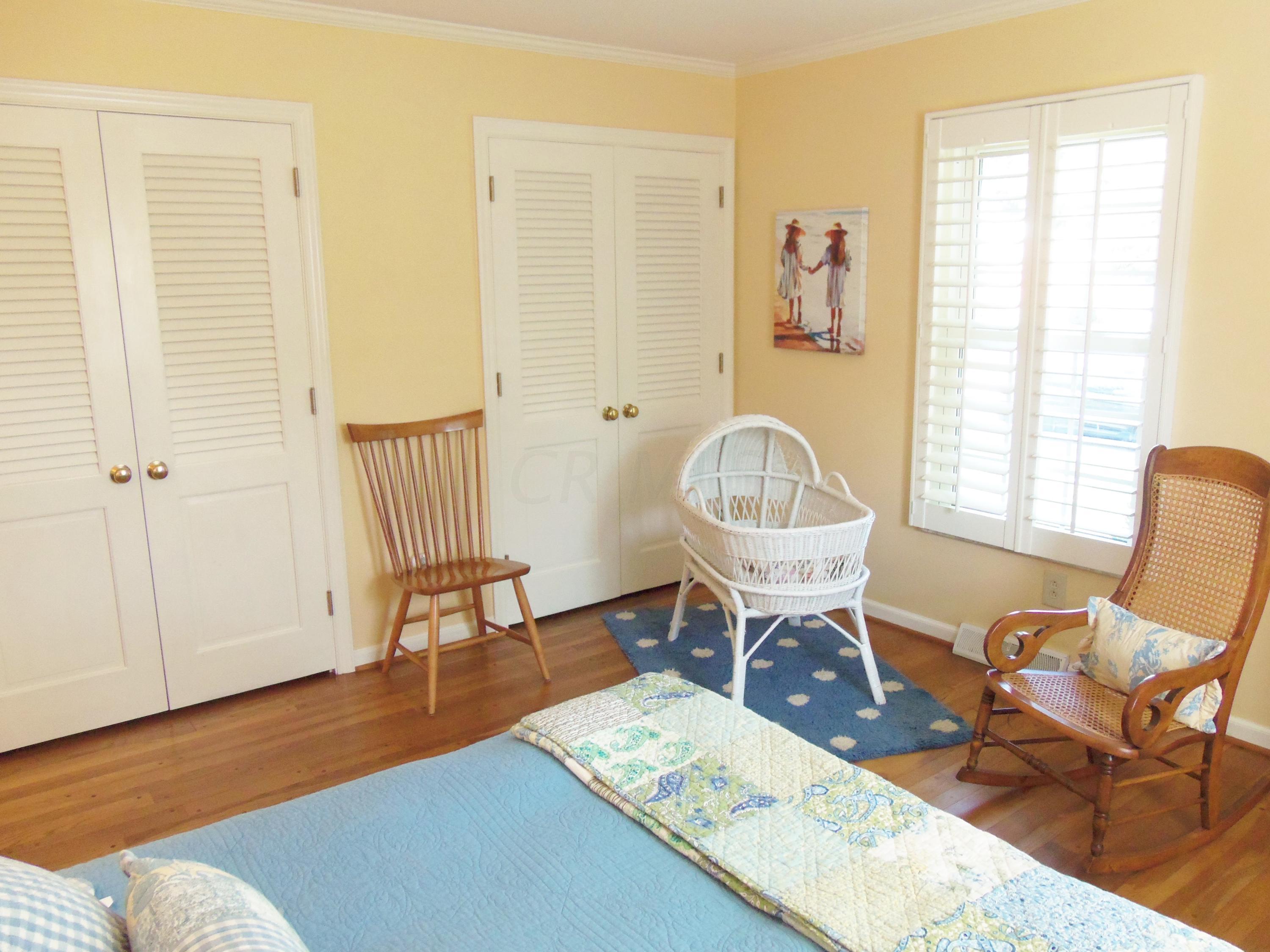 3169 Bembridge Road Columbus, OH 43221 - Photo 16 of 31 Gallery Image 16