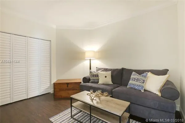 $549,900 | 100 Uno Lago Drive, Unit 205, Juno Beach, FL 33408