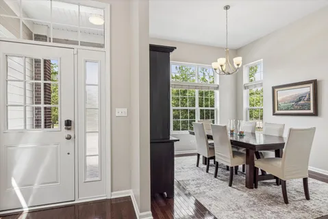 $750,000 | 33 North Lincoln Lane, Arlington Heights, IL 60004