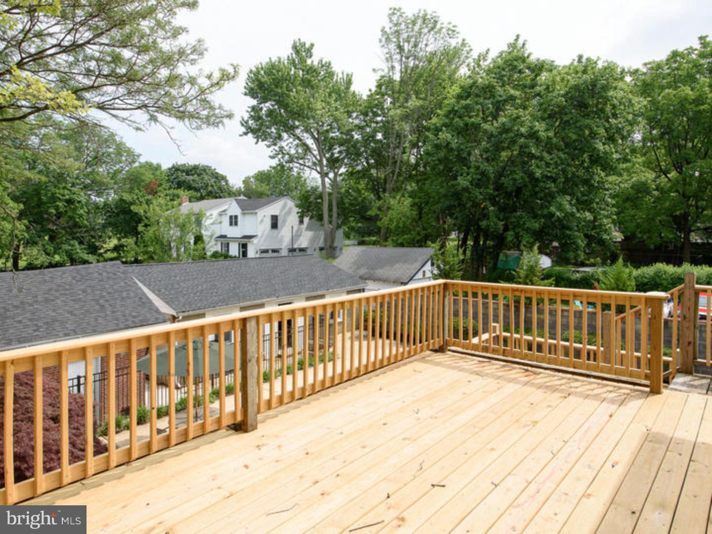 99 Egypt Road Norristown, PA 19403 - Photo 19 of 25 Deck