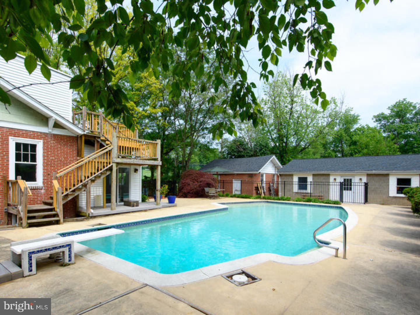 99 Egypt Road Norristown, PA 19403 - Photo 22 of 25 Pool