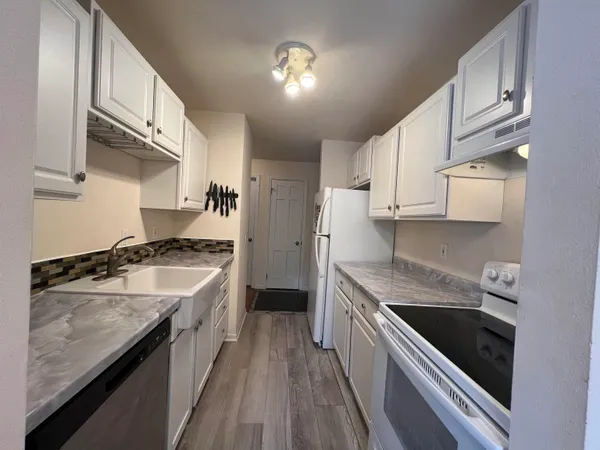 $205,000 | 2142 Allen Boulevard, Unit 4, Middleton, WI 53562