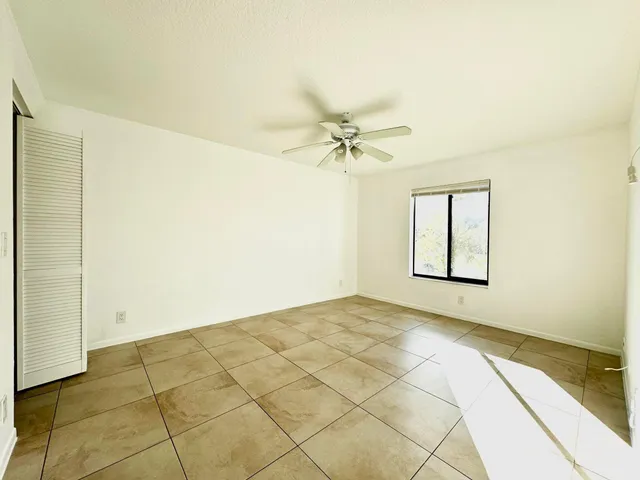$2,000 | 3744 Savoy Lane, Unit B2, West Palm Beach, FL 33417