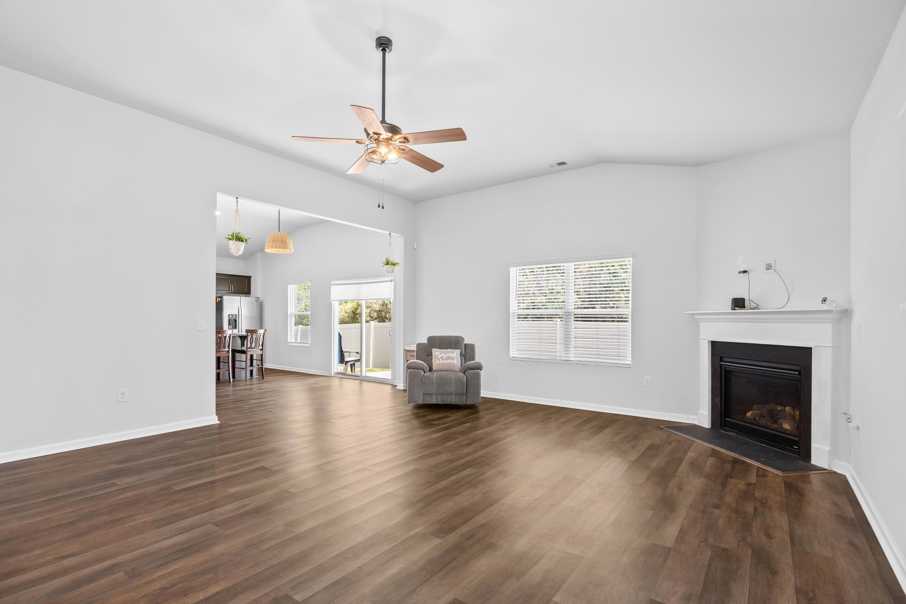 418 Archer Court Conway, SC 29526 - Photo 5 of 39