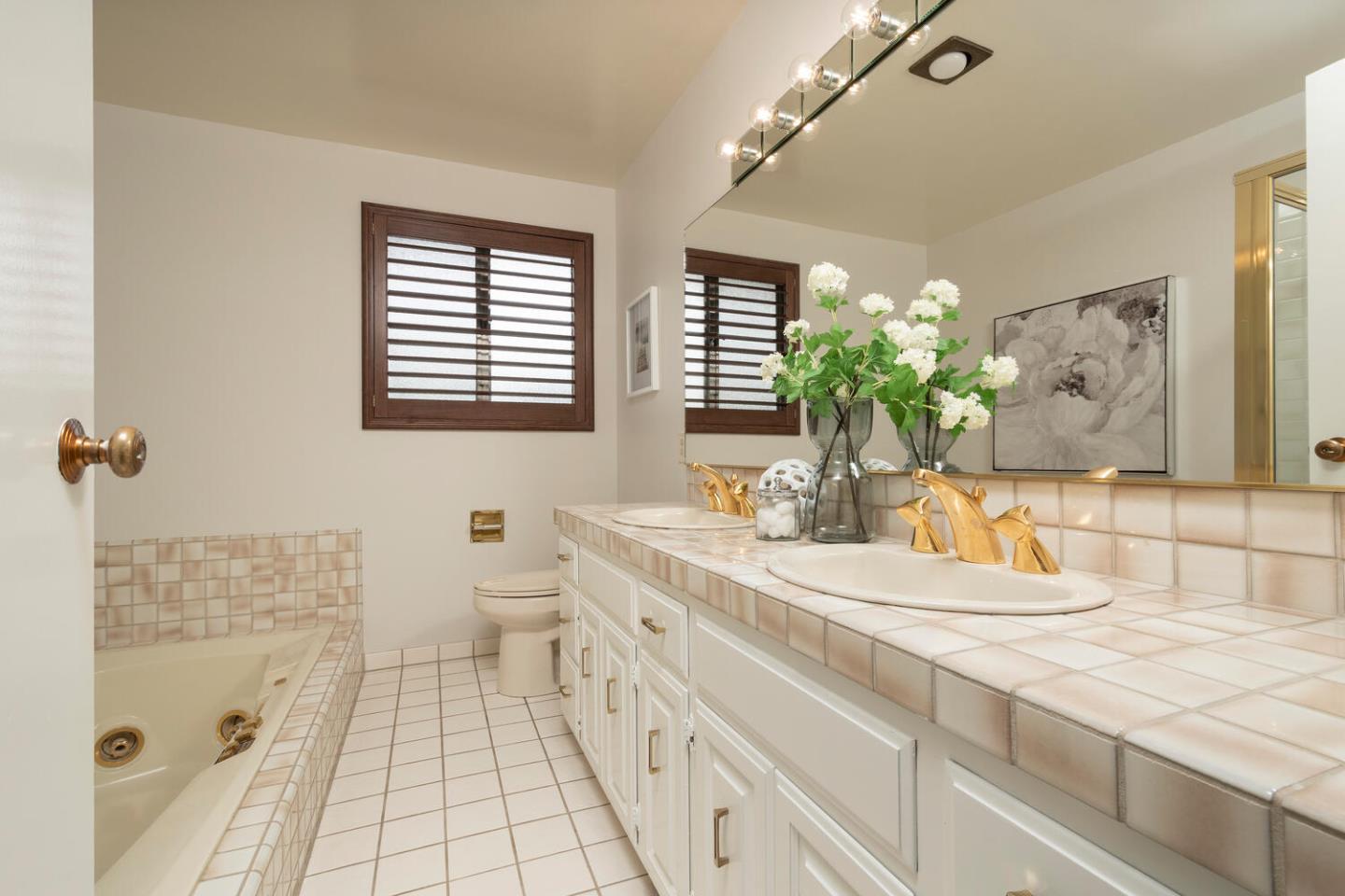 614 Terrace Road San Carlos, CA 94070 - Photo 20 of 25 Gallery Image 20