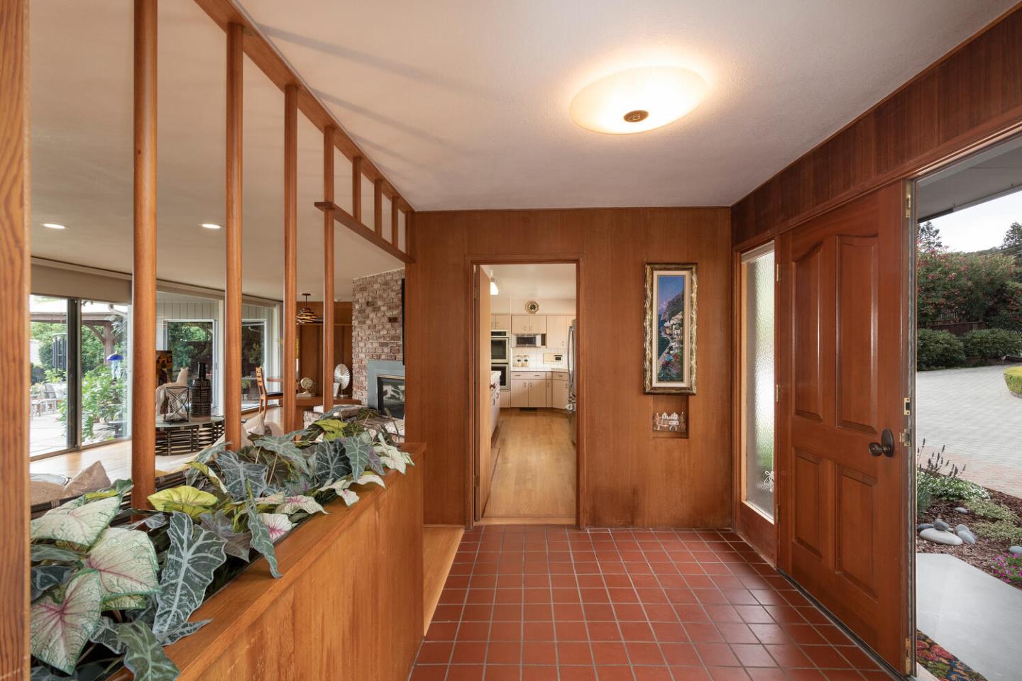 614 Terrace Road San Carlos, CA 94070 - Photo 5 of 25 Gallery Image 5