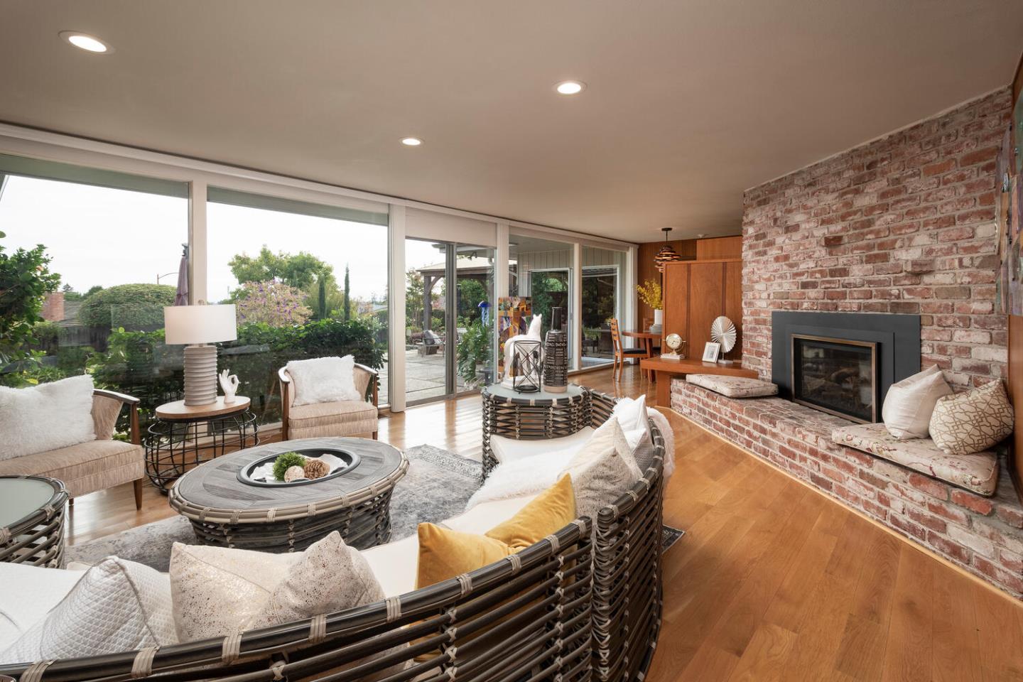 614 Terrace Road San Carlos, CA 94070 - Photo 6 of 25 Gallery Image 6