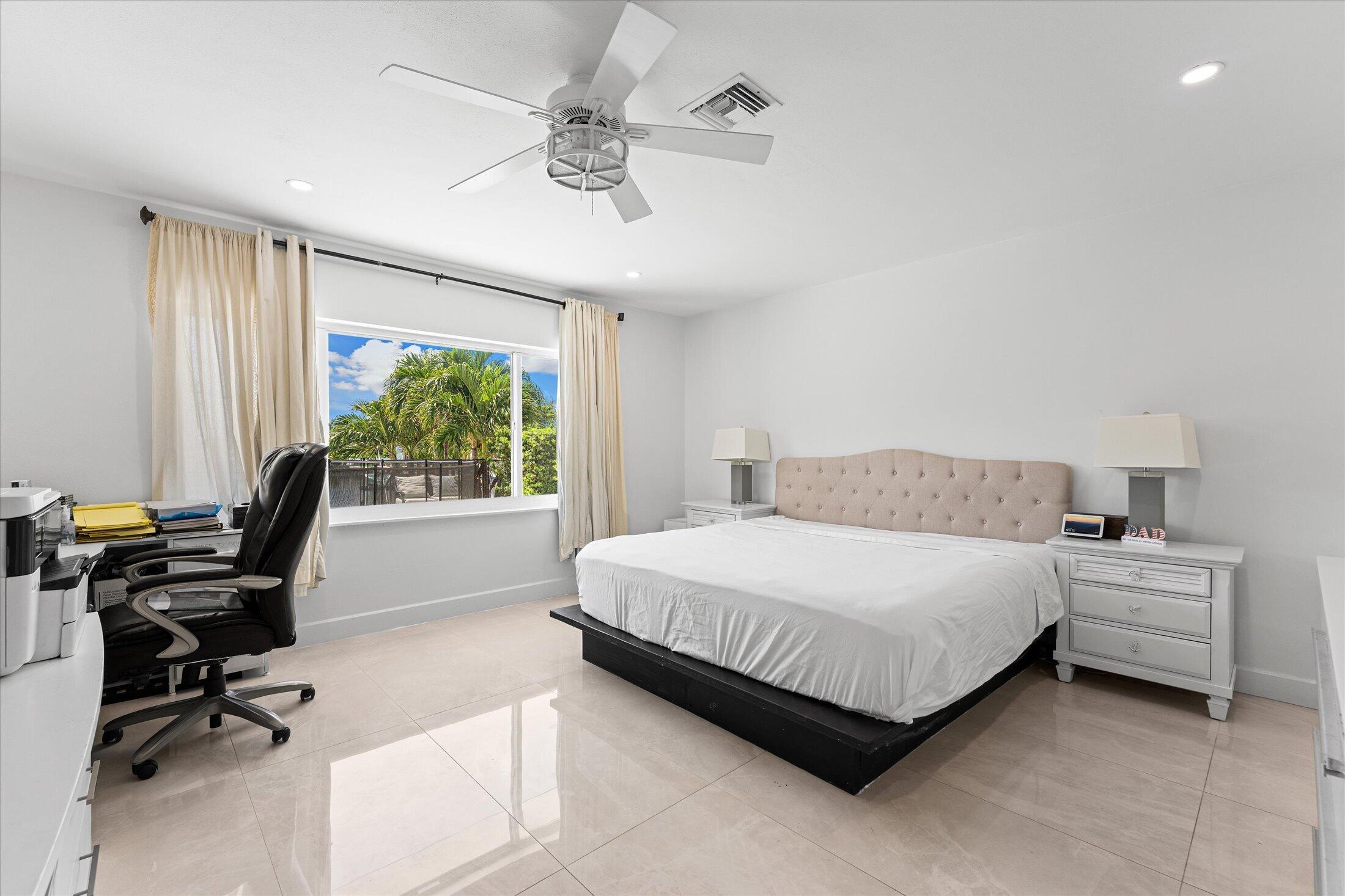 2948 Northeast 35th Court Lighthouse Point, FL 33064 - Photo 22 of 47 14-2948 NE 35th Ct, Lighthouse Point-2