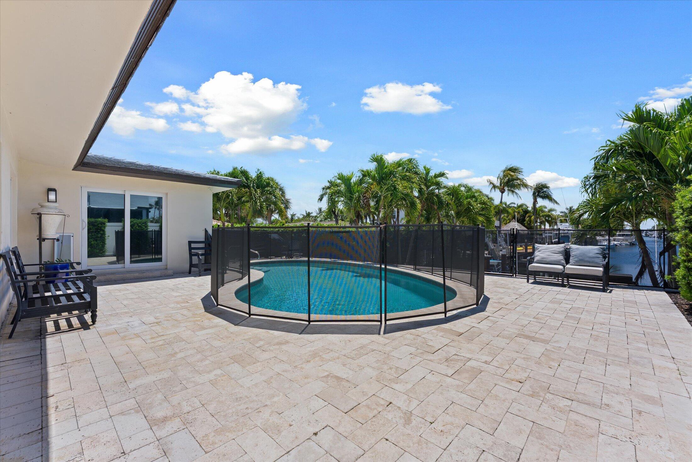 2948 Northeast 35th Court Lighthouse Point, FL 33064 - Photo 33 of 47 25-2948 NE 35th Ct, Lighthouse Point-16