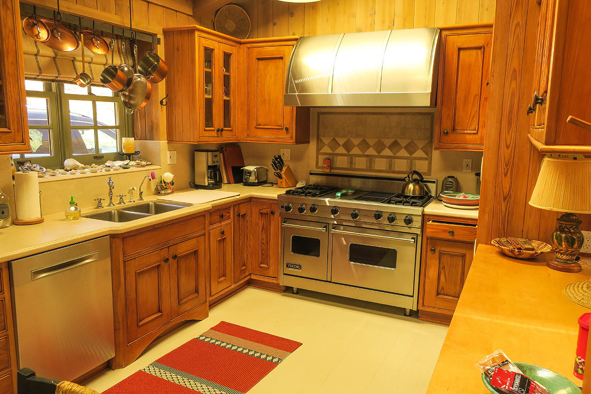 60 Hollister Ranch Road Goleta, CA 93117 - Photo 4 of 7 60Kitchen