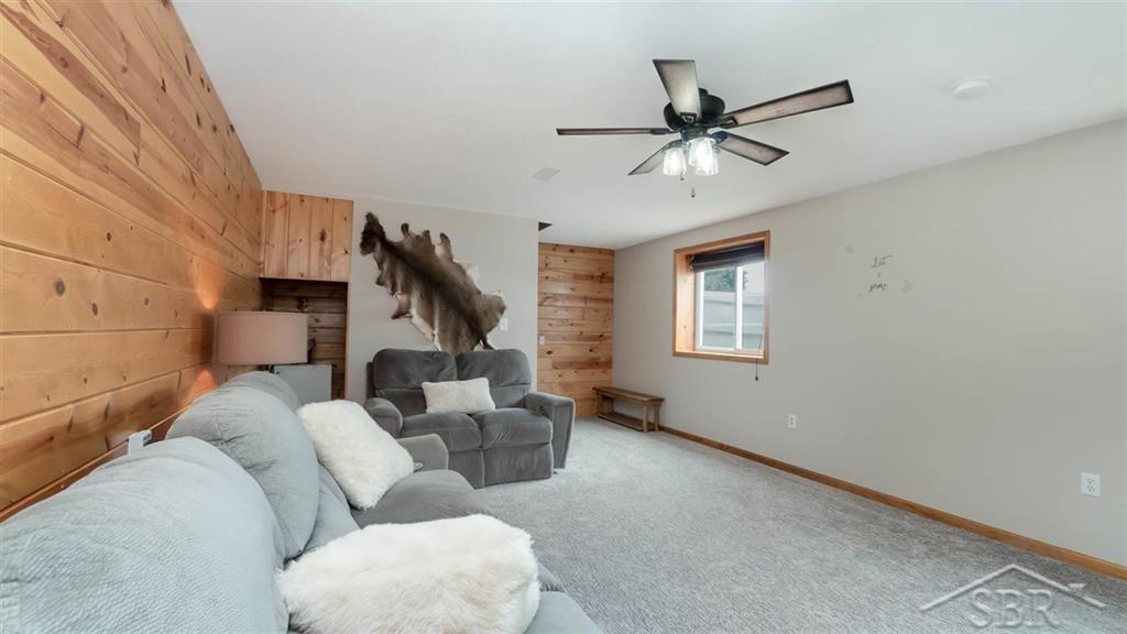 2049 North 7 Mile Road Pinconning, MI 48650 - Photo 15 of 24