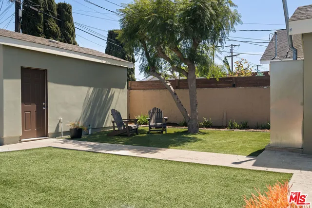 front view of house with a yard