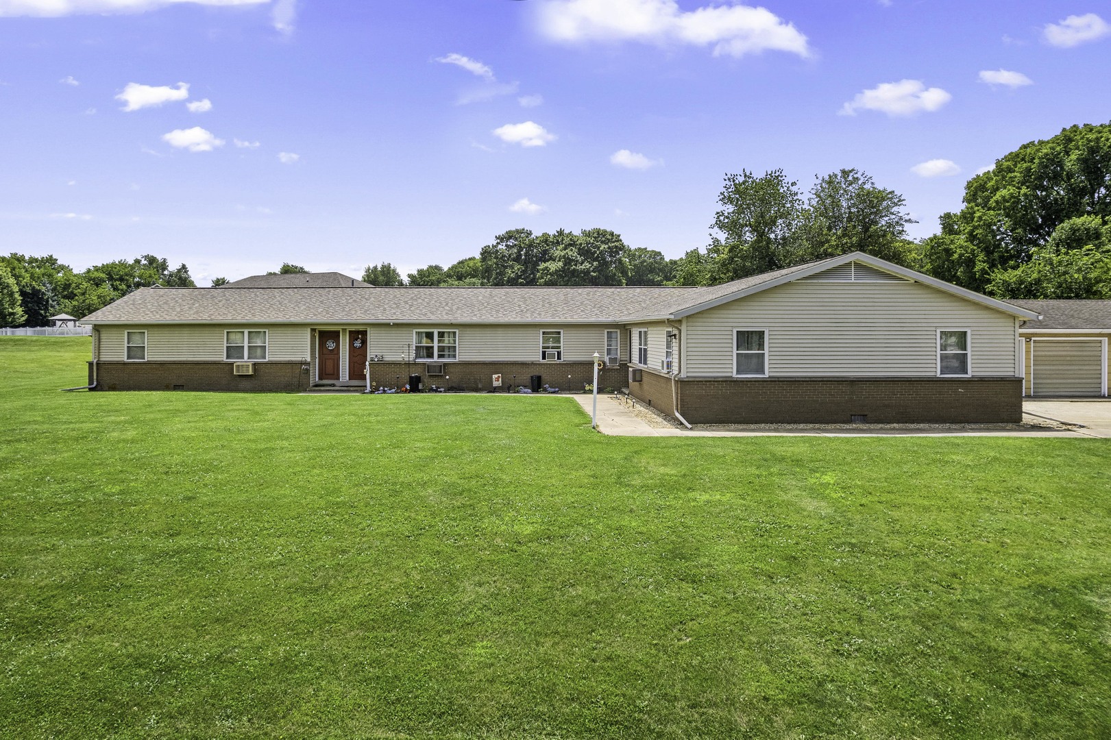 1620 Suydam Road Sandwich, IL 60548 - Photo 33 of 39