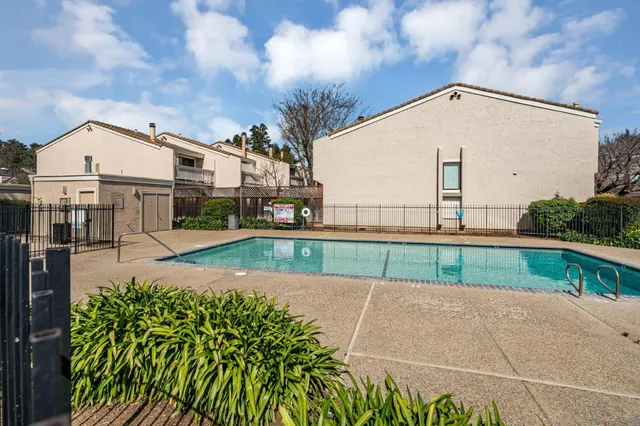 $710,000 | 260 West Dunne Avenue, Unit 18, Morgan Hill, CA 95037