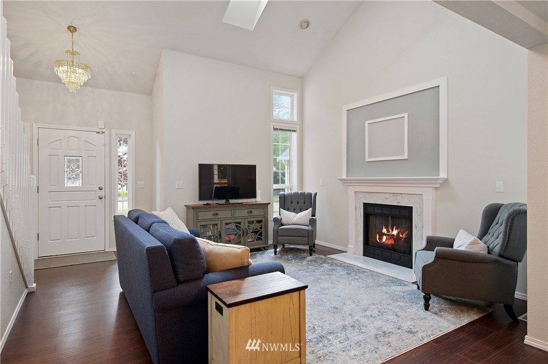 5925 Cherokee Loop Southeast Lacey, WA 98513 - Photo 11 of 31 Gallery Image 11