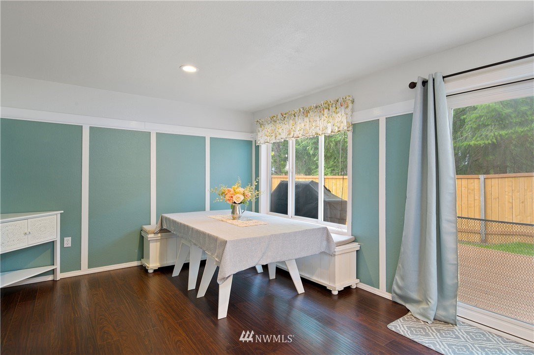 5925 Cherokee Loop Southeast Lacey, WA 98513 - Photo 18 of 31 Gallery Image 18