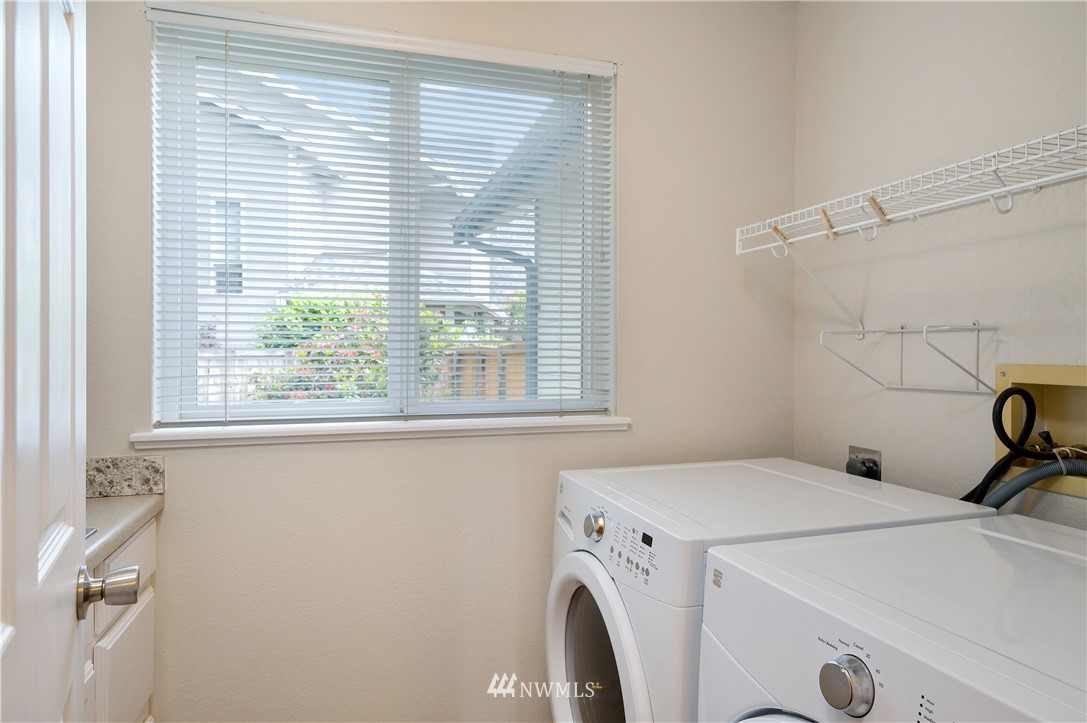 5925 Cherokee Loop Southeast Lacey, WA 98513 - Photo 20 of 31 Gallery Image 20