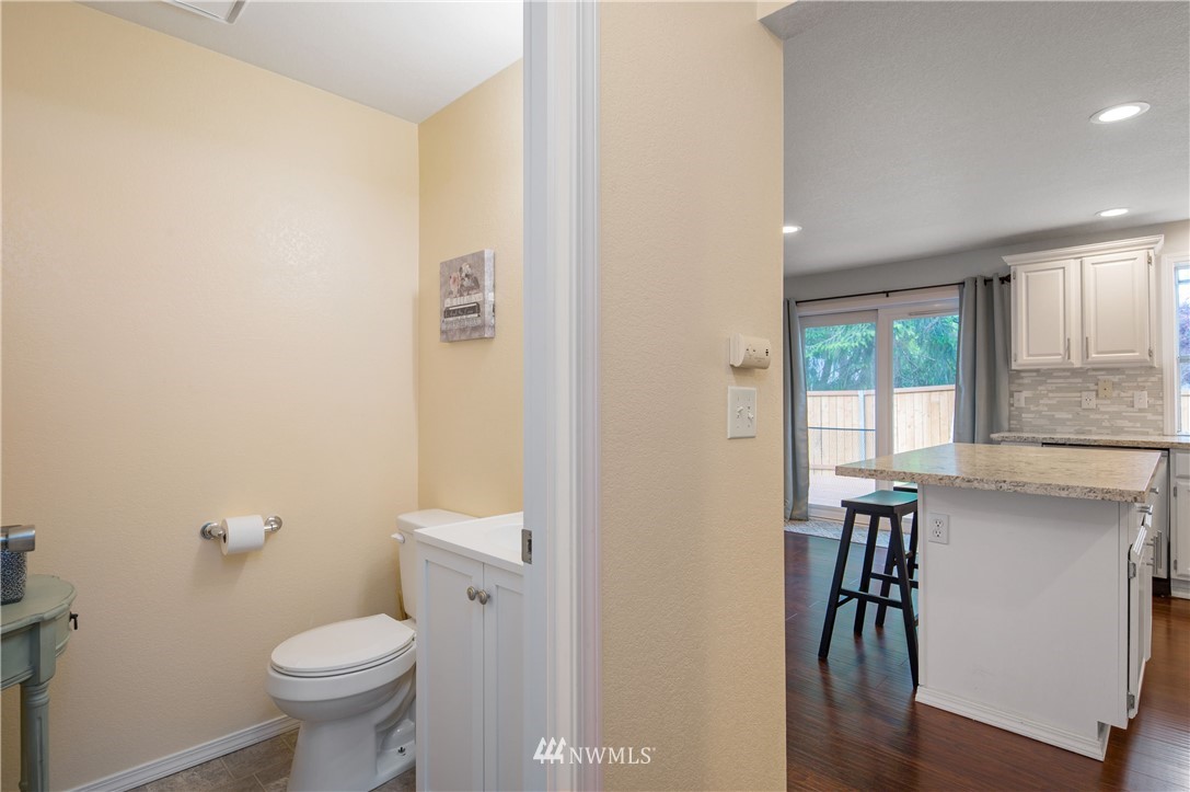 5925 Cherokee Loop Southeast Lacey, WA 98513 - Photo 21 of 31 Gallery Image 21