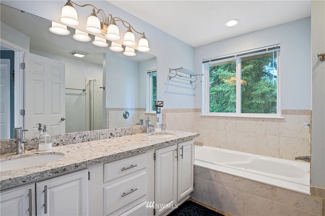 5925 Cherokee Loop Southeast Lacey, WA 98513 - Photo 24 of 31 Gallery Image 24