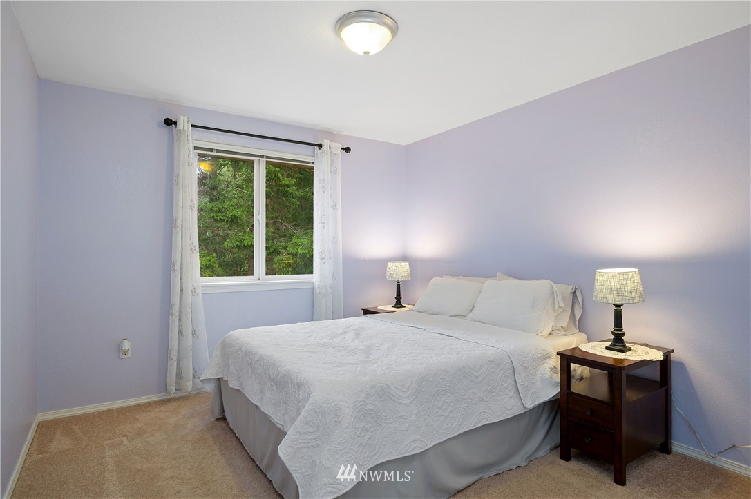 5925 Cherokee Loop Southeast Lacey, WA 98513 - Photo 26 of 31 Gallery Image 26