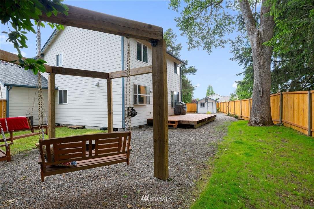 5925 Cherokee Loop Southeast Lacey, WA 98513 - Photo 29 of 31 Gallery Image 29