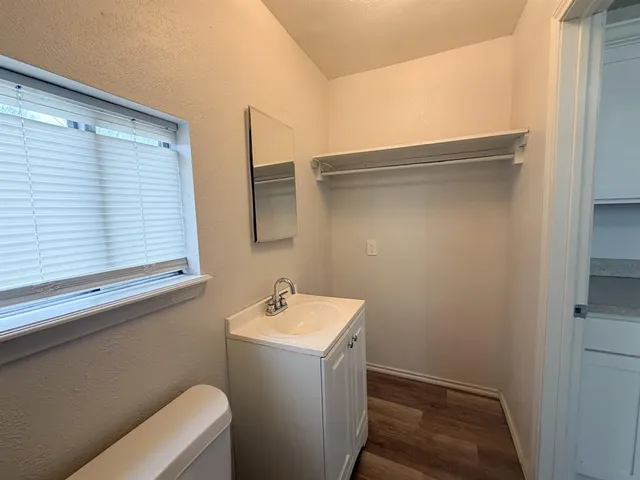 $1,795 | 107 Berrys Chapel Road, Milford, TX 76670