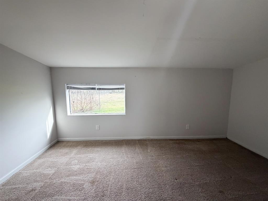 107 Berrys Chapel Road Milford, TX 76670 - Photo 18 of 40