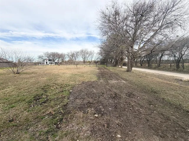 $1,795 | 107 Berrys Chapel Road, Milford, TX 76670