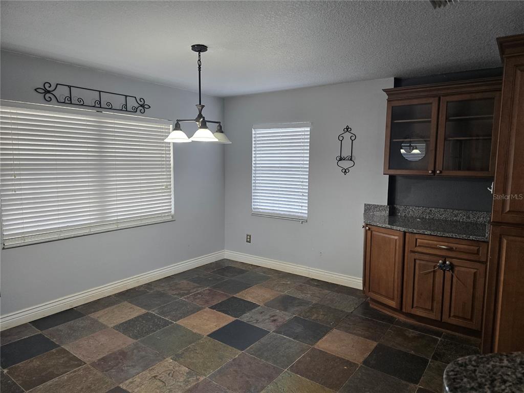 4506 Southeast 7th Place Ocala, FL 34471 - Photo 12 of 36