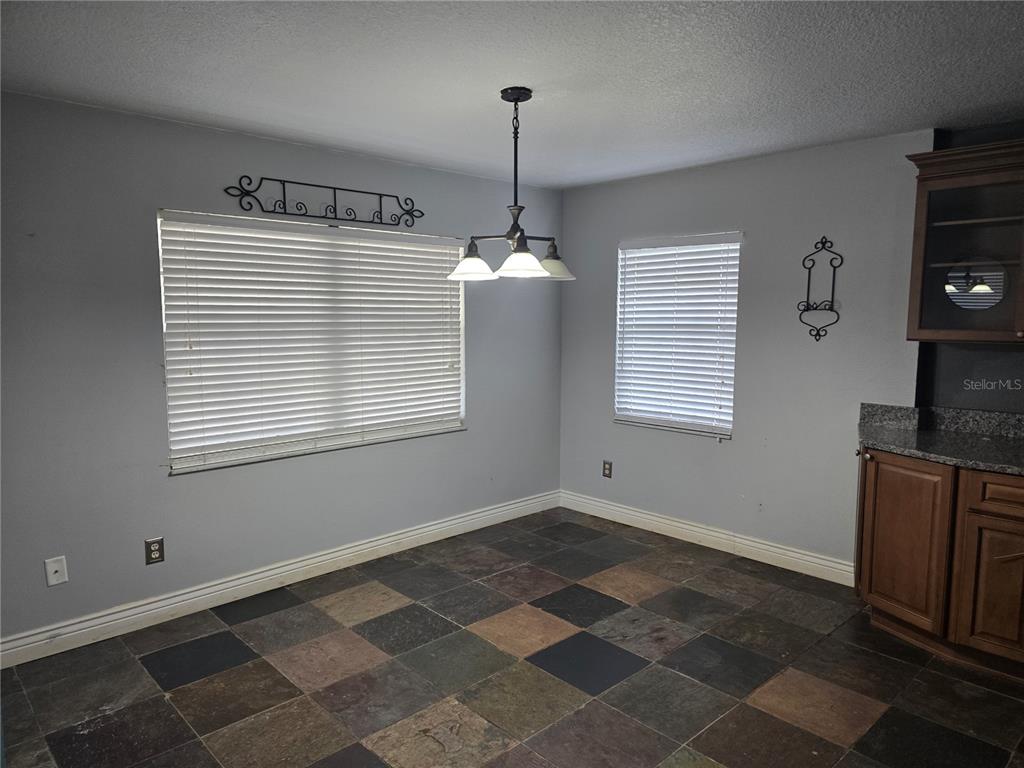 4506 Southeast 7th Place Ocala, FL 34471 - Photo 13 of 36