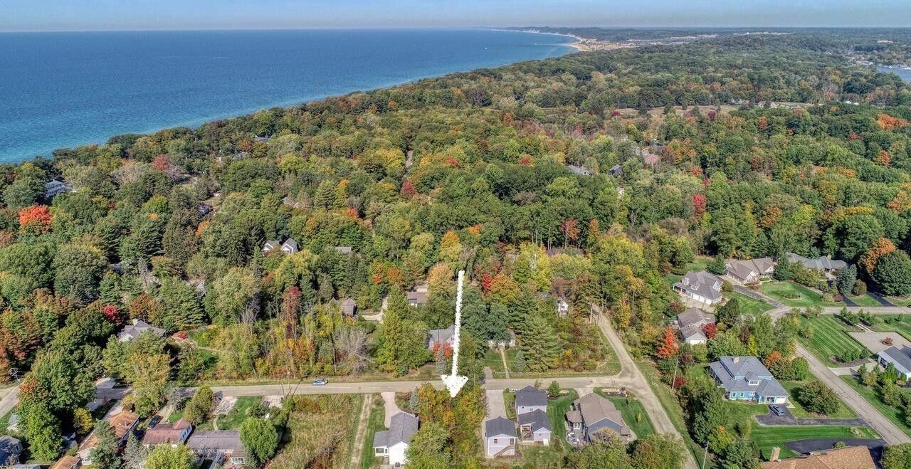 6912 3rd Street Douglas, MI 49406 - Photo 5 of 17 drone north exposure