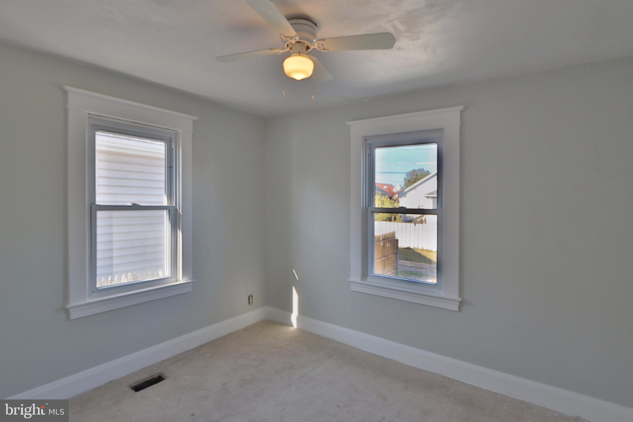 6926 Sollers Point Road Dundalk, MD 21222 - Photo 14 of 15
