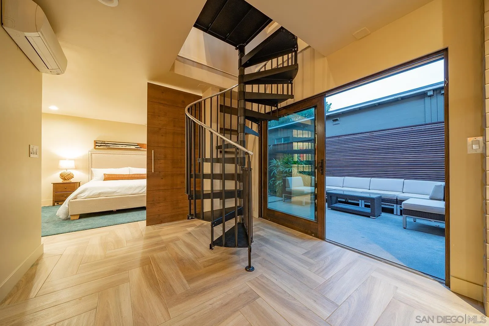 843 Neptune Avenue Encinitas, CA 92024 - Photo 20 of 49 a view of front door of house