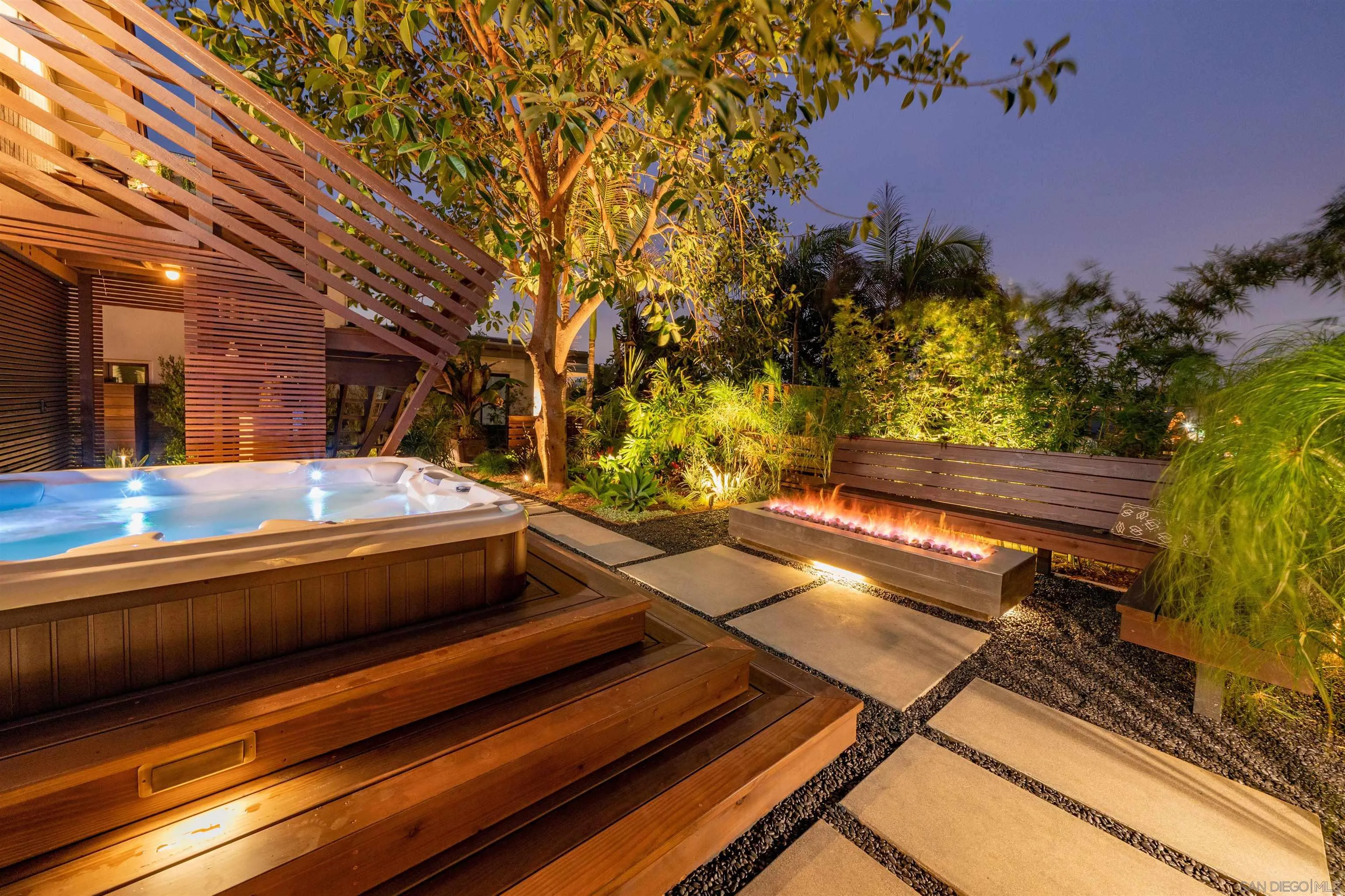 843 Neptune Avenue Encinitas, CA 92024 - Photo 24 of 49 a view of a bench in balcony