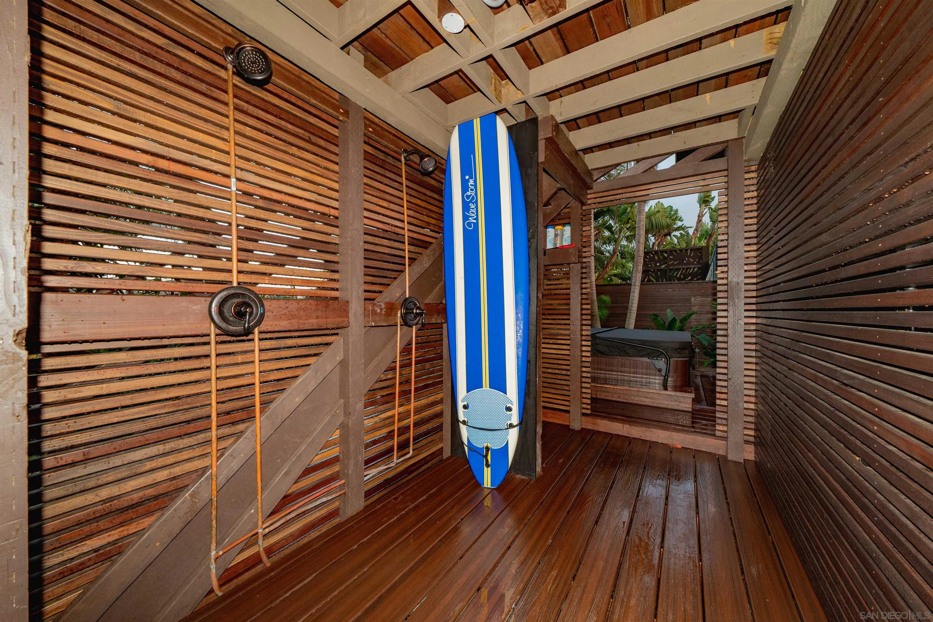 843 Neptune Avenue Encinitas, CA 92024 - Photo 32 of 49 a view of wooden balcony