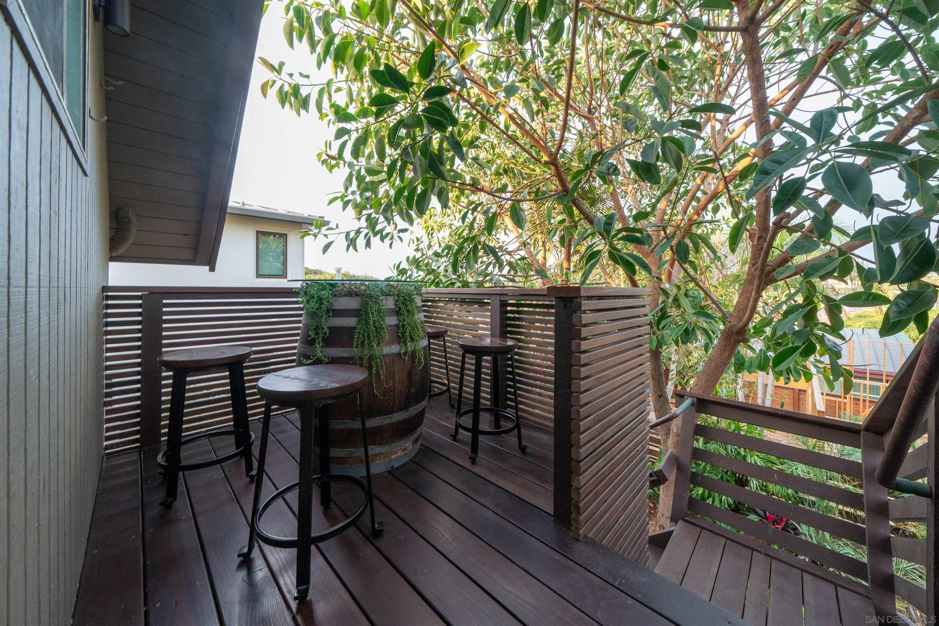 843 Neptune Avenue Encinitas, CA 92024 - Photo 33 of 49 a view of outdoor space with seating