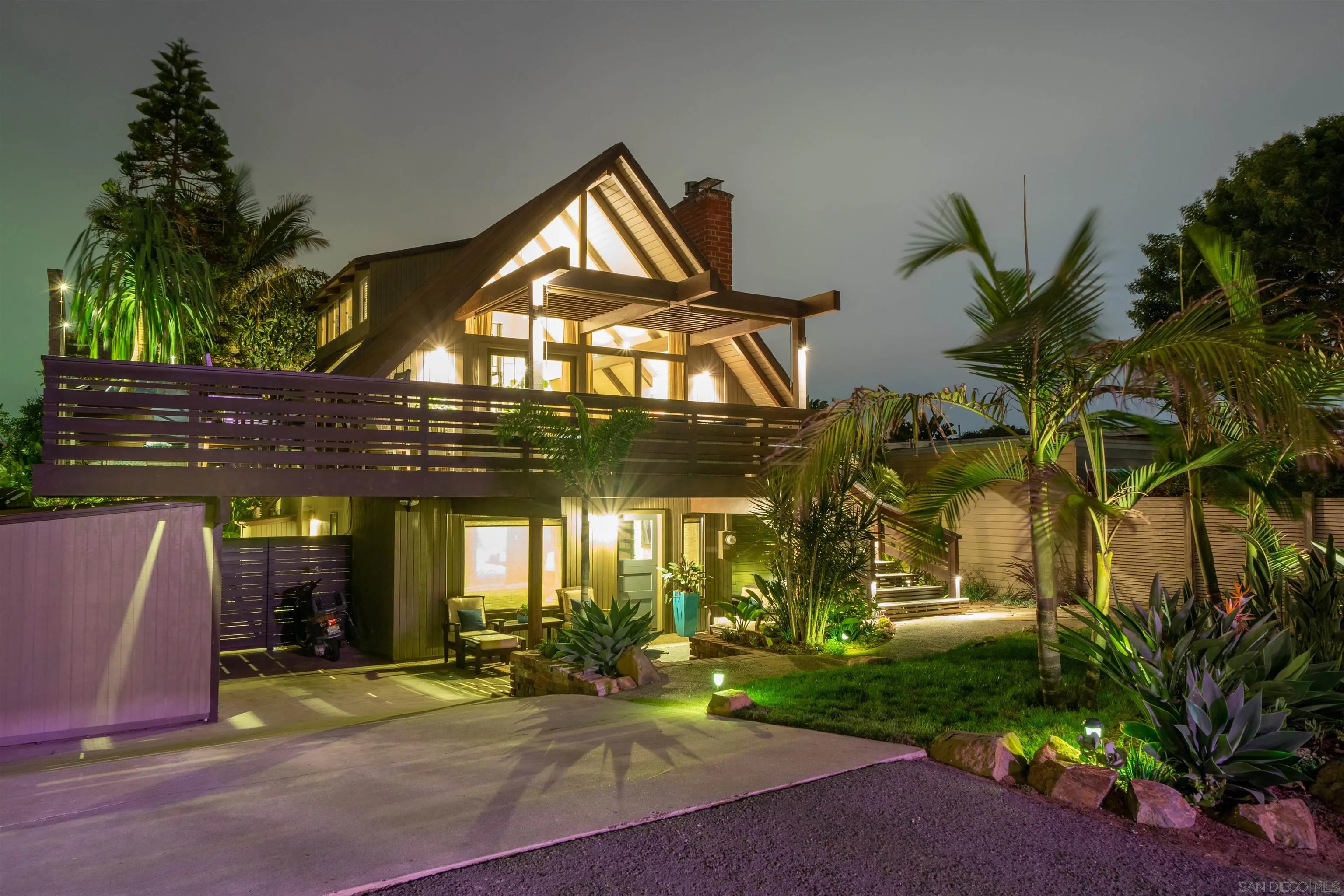 843 Neptune Avenue Encinitas, CA 92024 - Photo 48 of 49 a view of a house with a yard