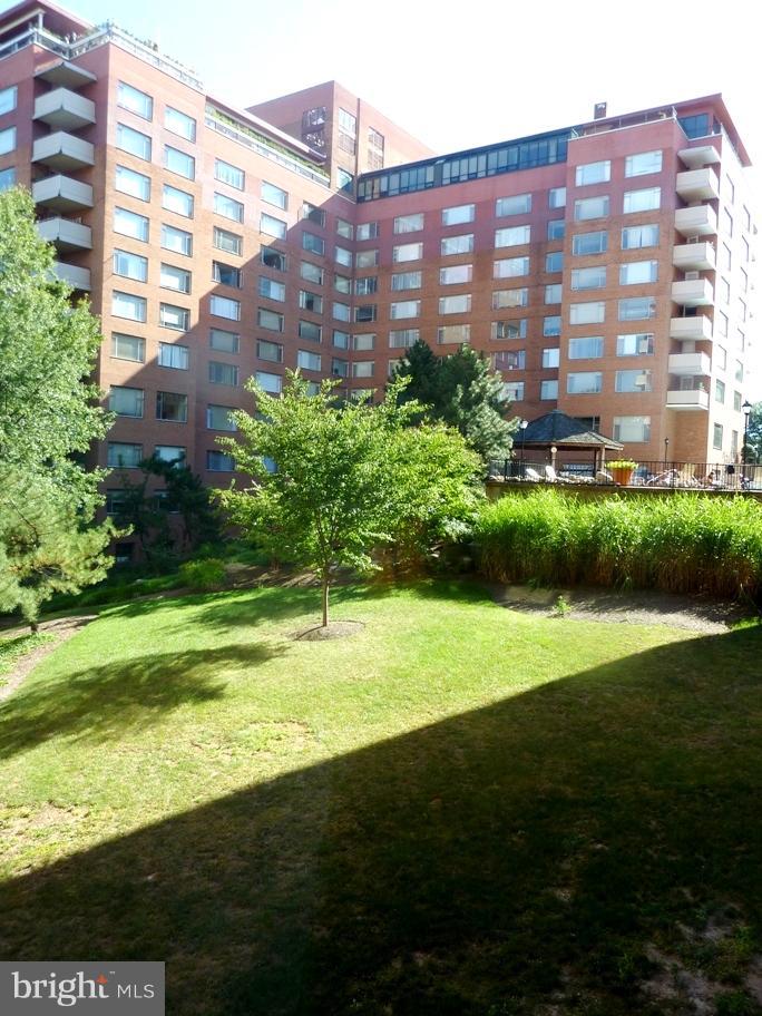 1021 Arlington Boulevard, Unit 336 Arlington, VA 22209 - Photo 12 of 25 LOVELY RED BRIDGE & GARDEN AREA