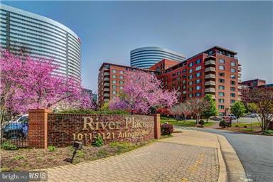 1021 Arlington Boulevard, Unit 336 Arlington, VA 22209 - Photo 15 of 25 RIVER PLACE ENTRANCE
