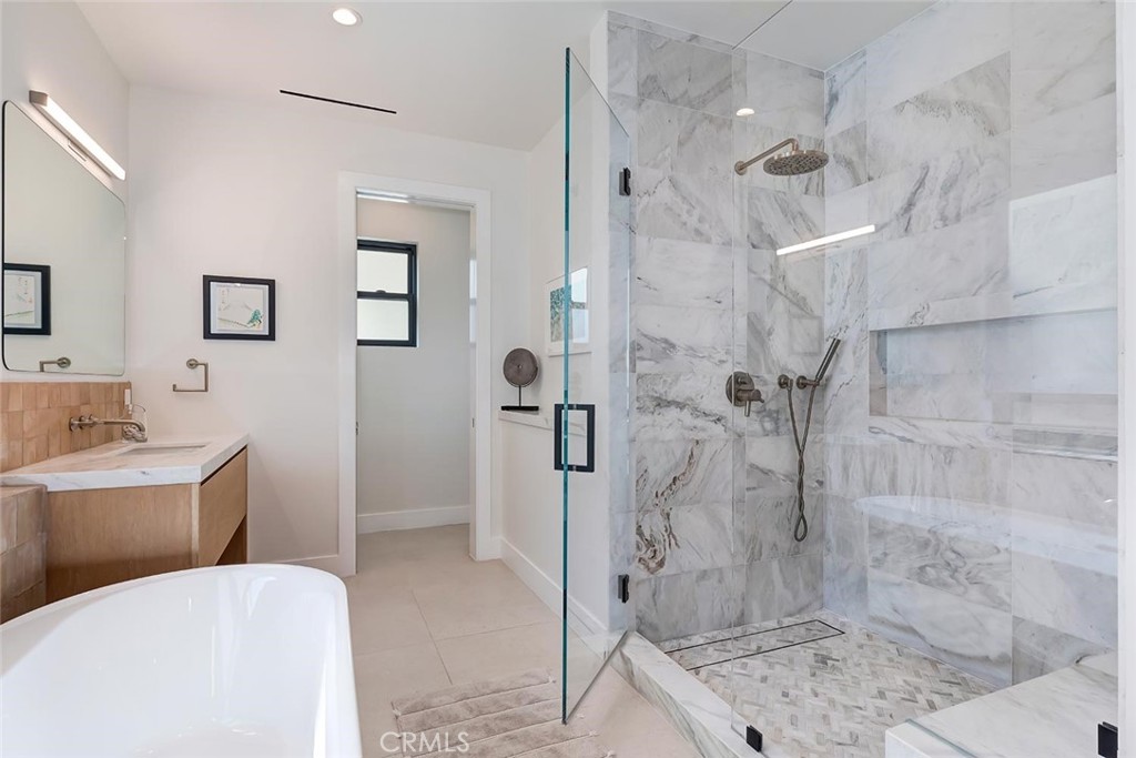 622 1st Hermosa Beach, CA 90254 - Photo 25 of 35