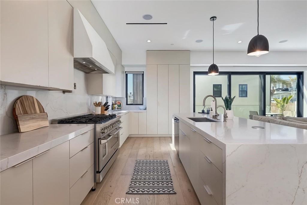 622 1st Hermosa Beach, CA 90254 - Photo 7 of 35