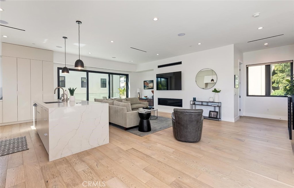 622 1st Hermosa Beach, CA 90254 - Photo 8 of 35