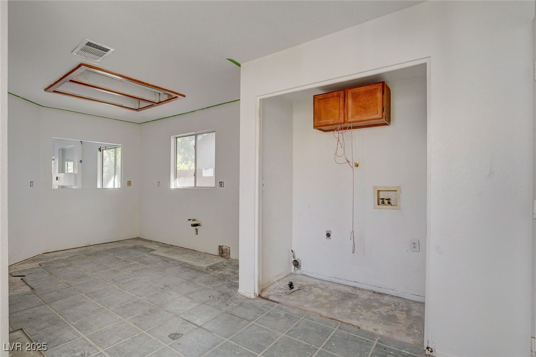 2806 Secret Canyon Road Henderson, NV 89074 - Photo 18 of 38