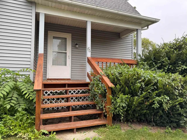 $234,900 | 409 South Monroe Street, Monticello, WI 53570