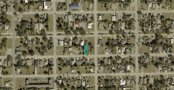 $19,900 | 2989 Dunbar Street, Fort Myers, FL 33916