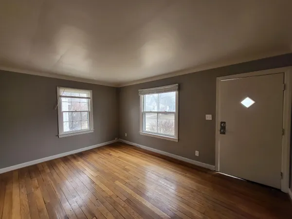 $140,000 | 15335 Semrau Avenue, Eastpointe, MI 48021