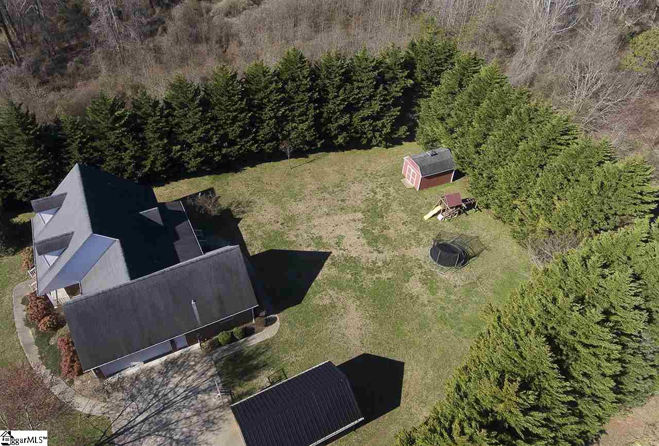 501 Cole Road Campobello, SC 29322 - Photo 3 of 36
